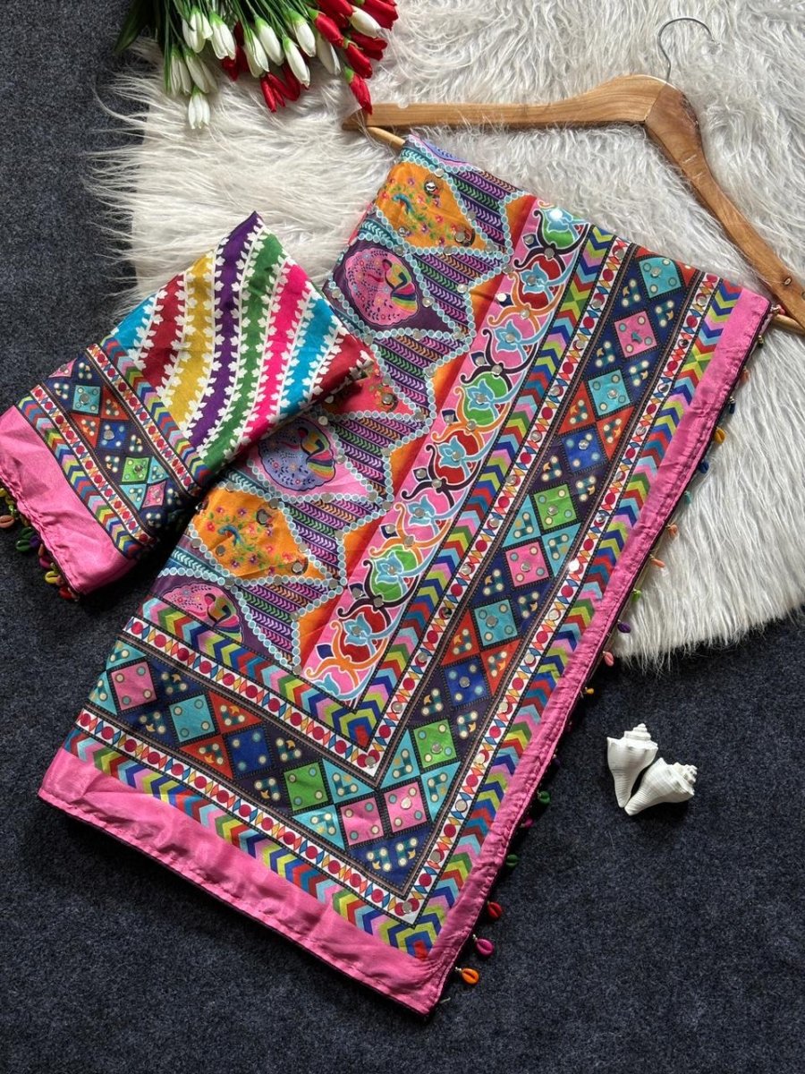 Shop premium women's ethnic suits – Avitra