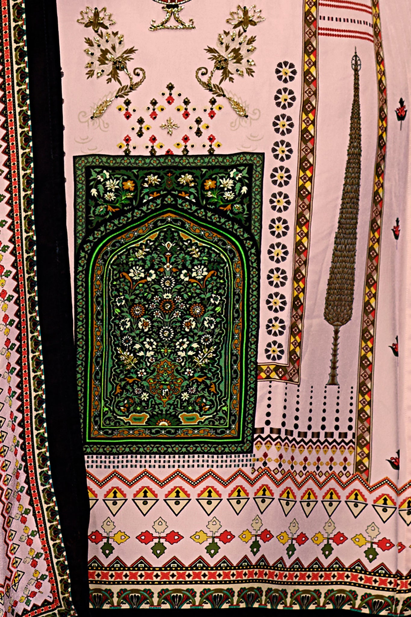 Shop premium women's ethnic suits – Avitra