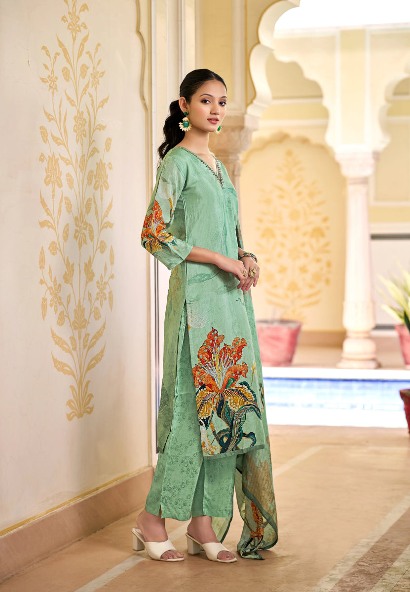 Shop premium women's ethnic suits – Avitra