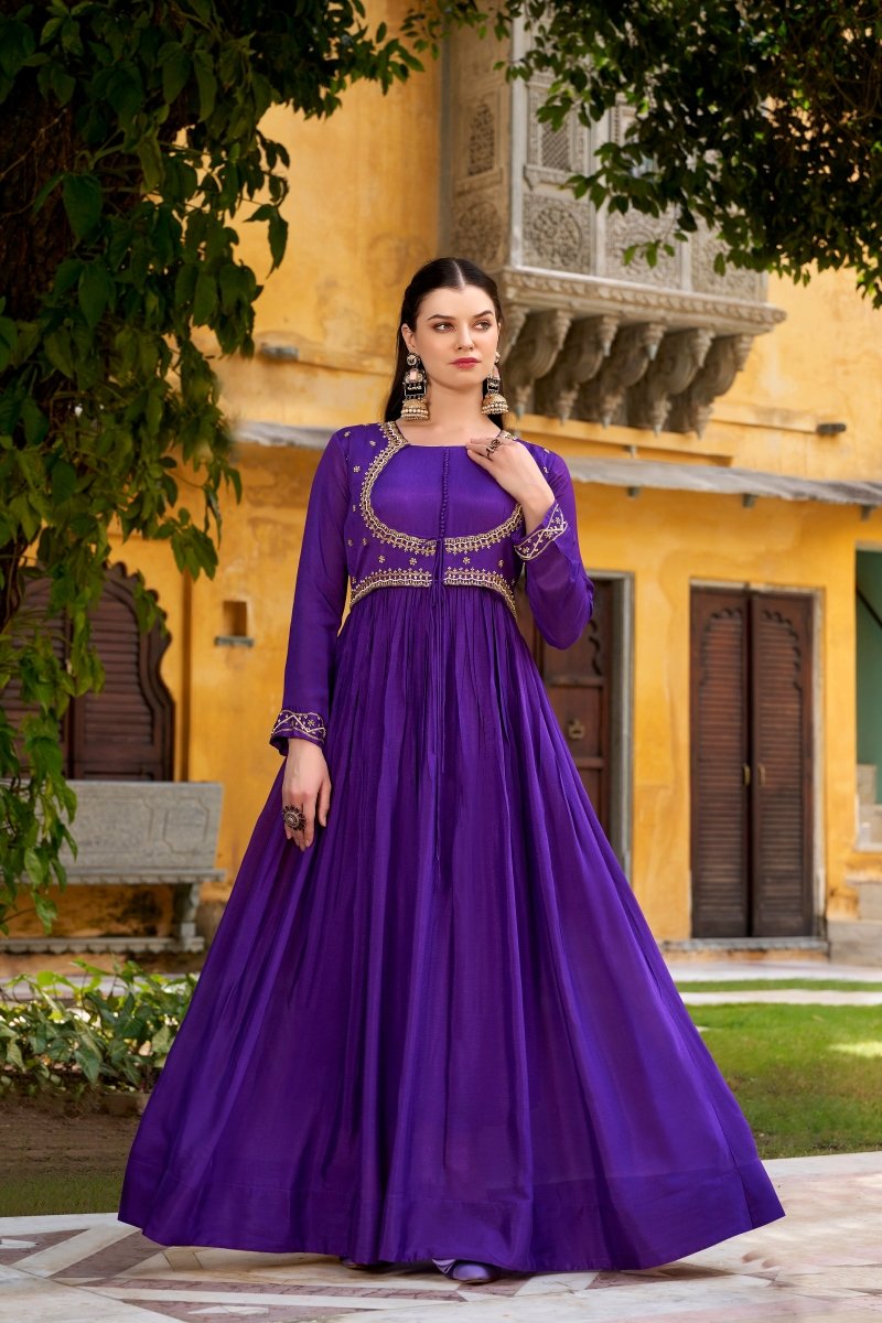 Shop premium women's ethnic suits – Avitra