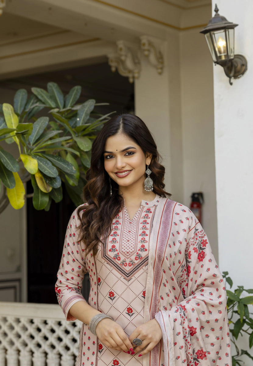 Shop premium women's ethnic suits – Avitra