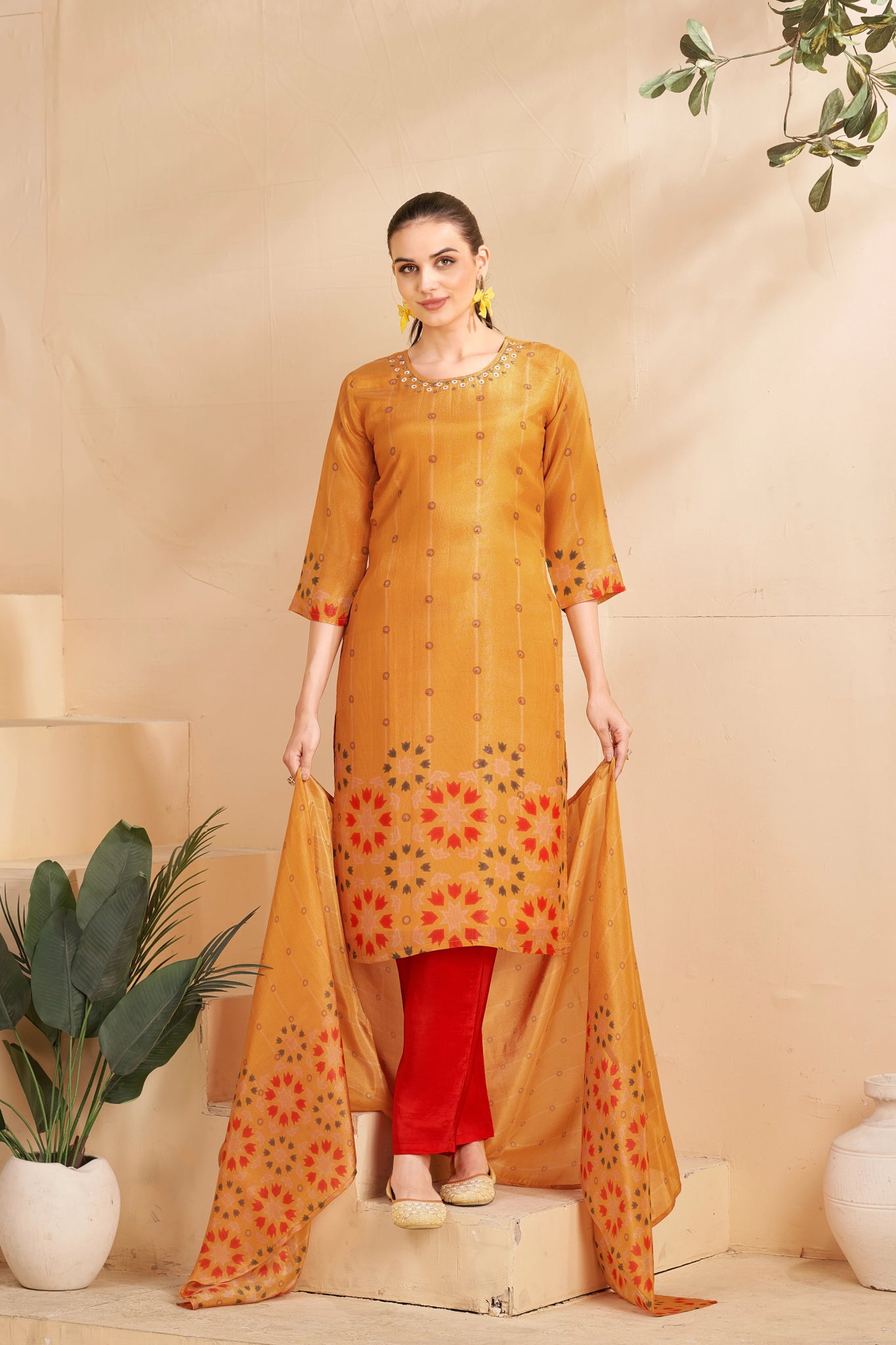 Shop premium women's ethnic suits – Avitra