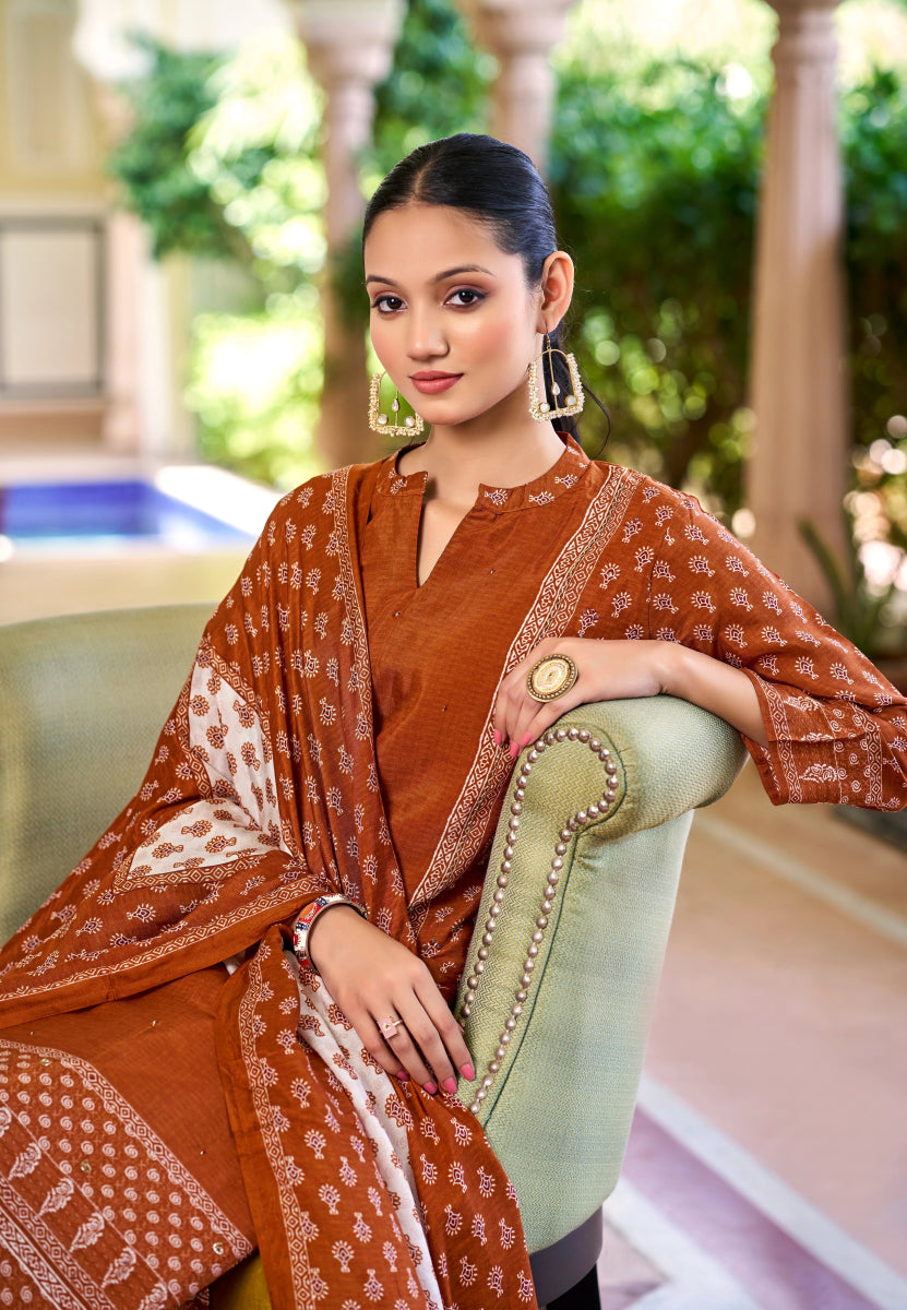 Shop premium women's ethnic suits – Avitra