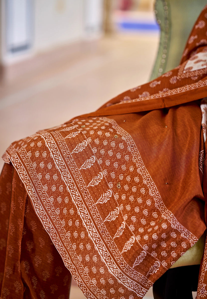 Shop premium women's ethnic suits – Avitra