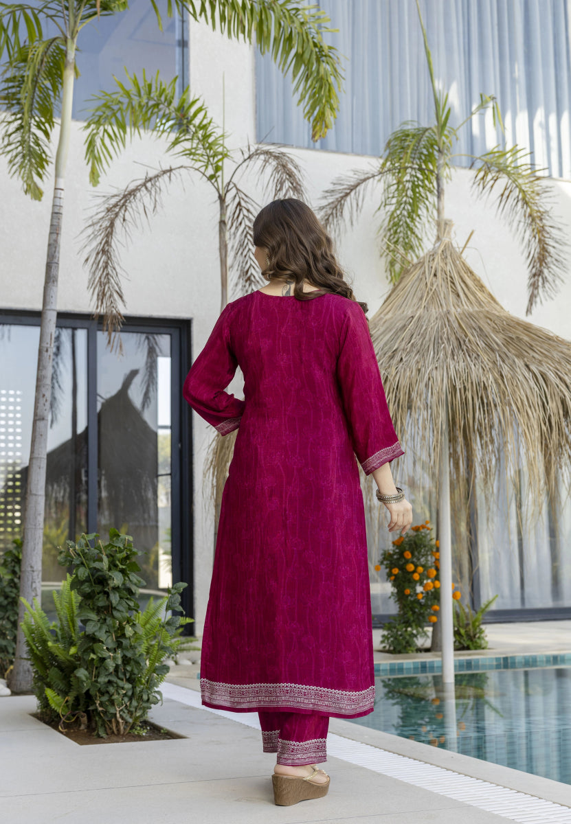 Shop premium women's ethnic suits – Avitra