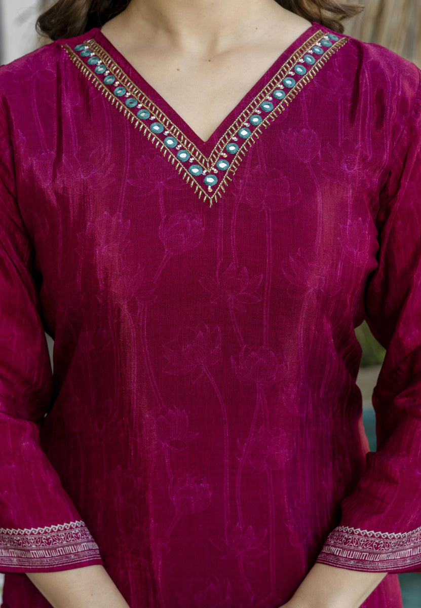 Shop premium women's ethnic suits – Avitra