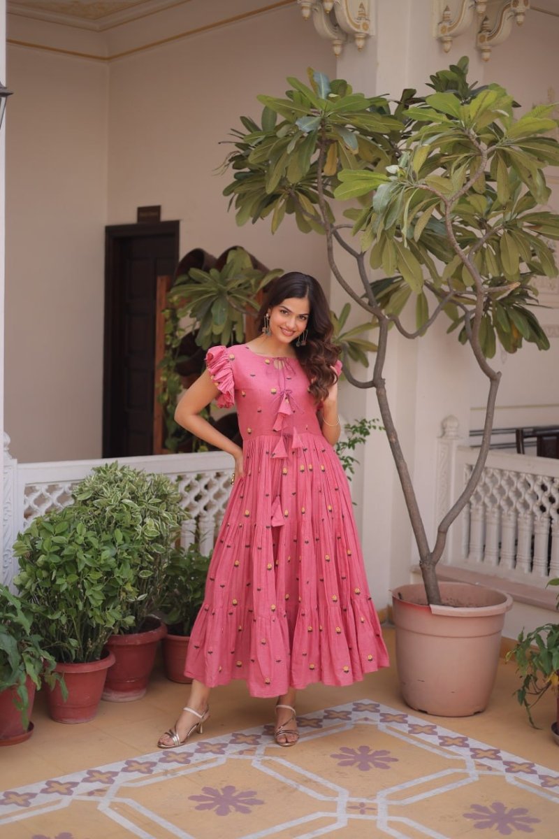 Shop premium women's ethnic suits – Avitra