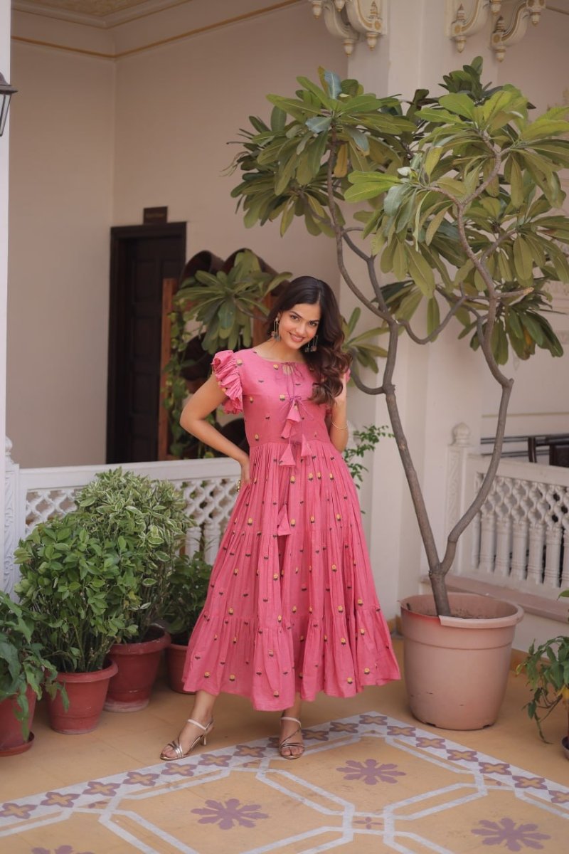 Shop premium women's ethnic suits – Avitra