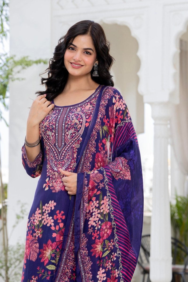 Shop premium women's ethnic suits – Avitra