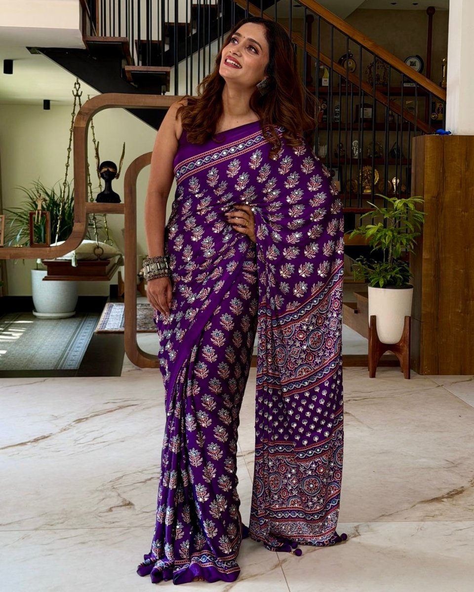 Shop premium women's ethnic suits – Avitra