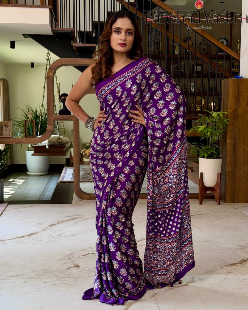 Shop premium women's ethnic suits – Avitra