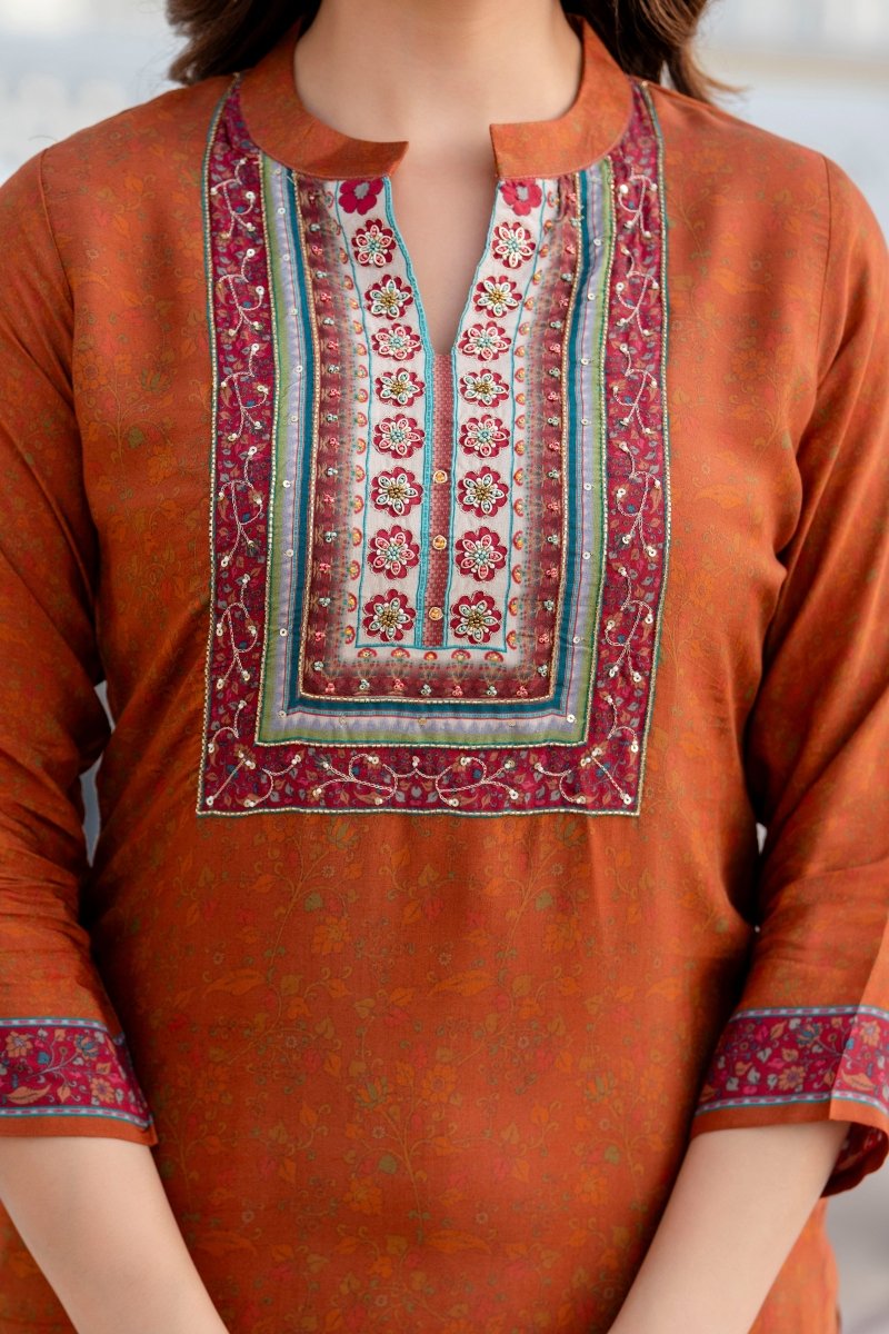 Shop premium women's ethnic suits – Avitra