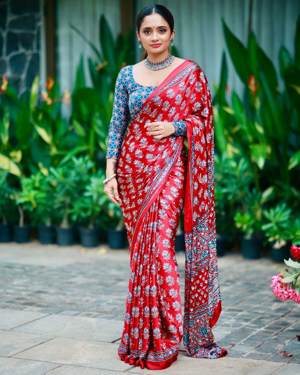 Shop premium women's ethnic suits – Avitra