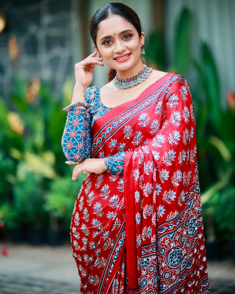 Shop premium women's ethnic suits – Avitra