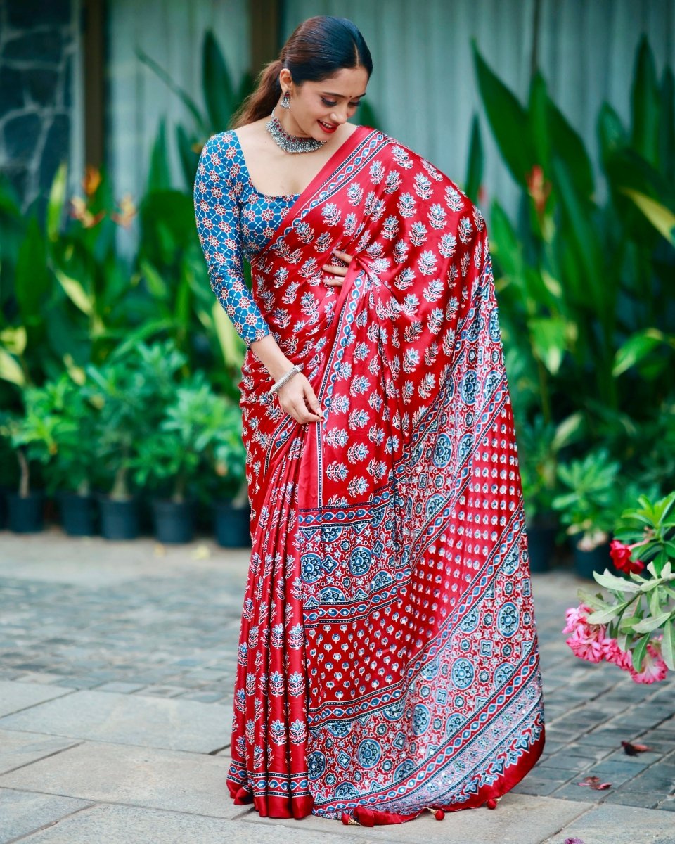 Shop premium women's ethnic suits – Avitra