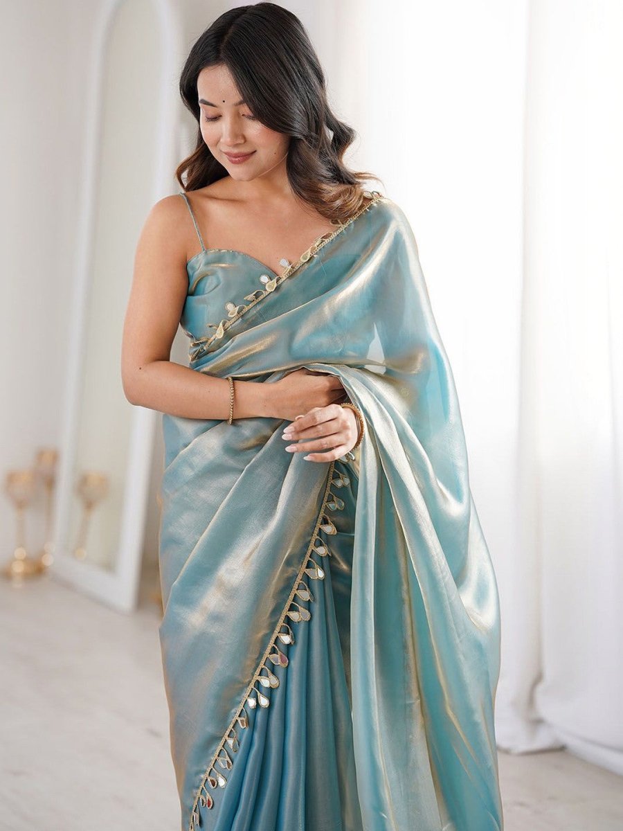 Shop premium women's ethnic suits – Avitra