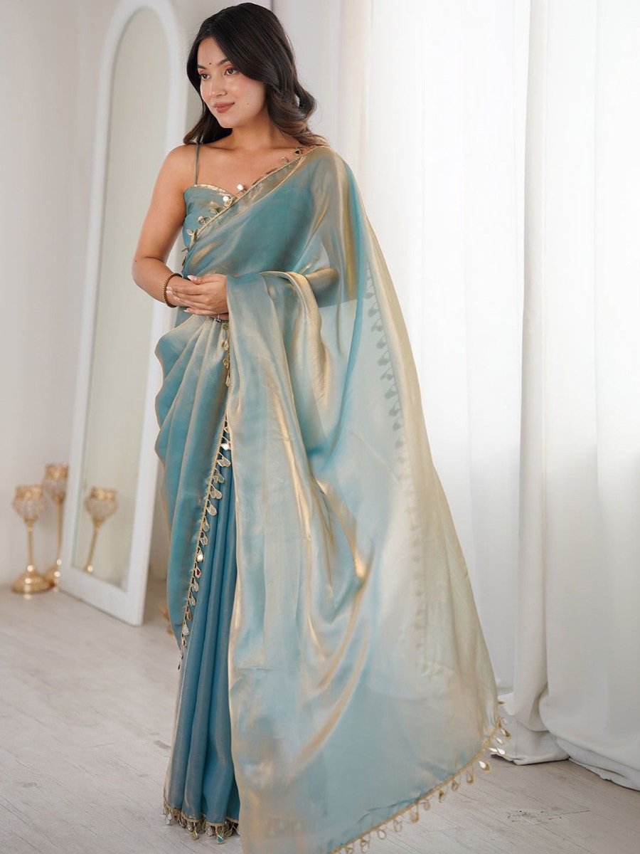 Shop premium women's ethnic suits – Avitra