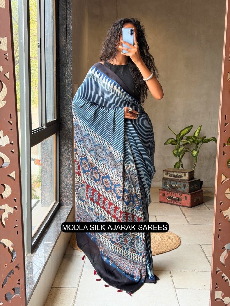 Shop premium women's ethnic suits – Avitra