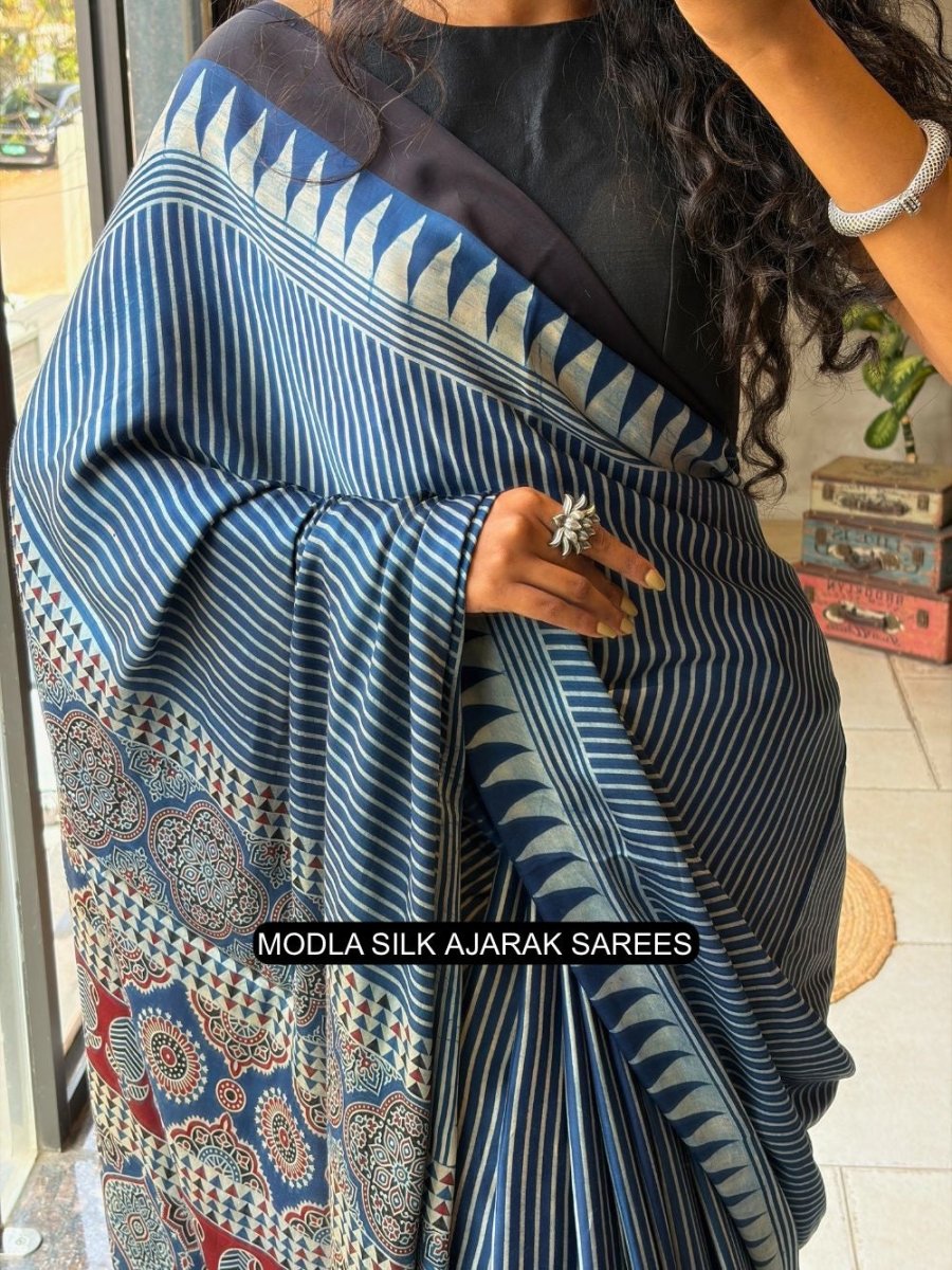 Shop premium women's ethnic suits – Avitra