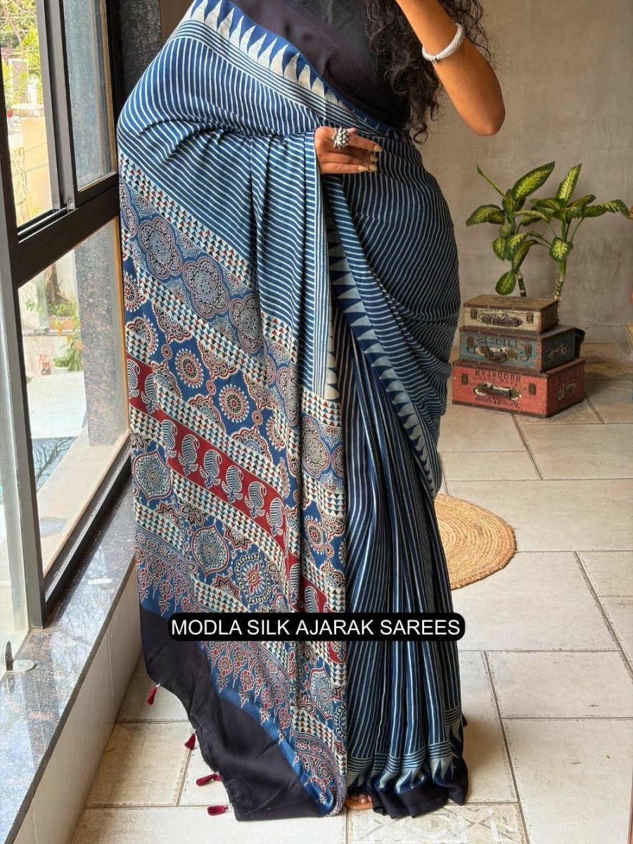 Shop premium women's ethnic suits – Avitra