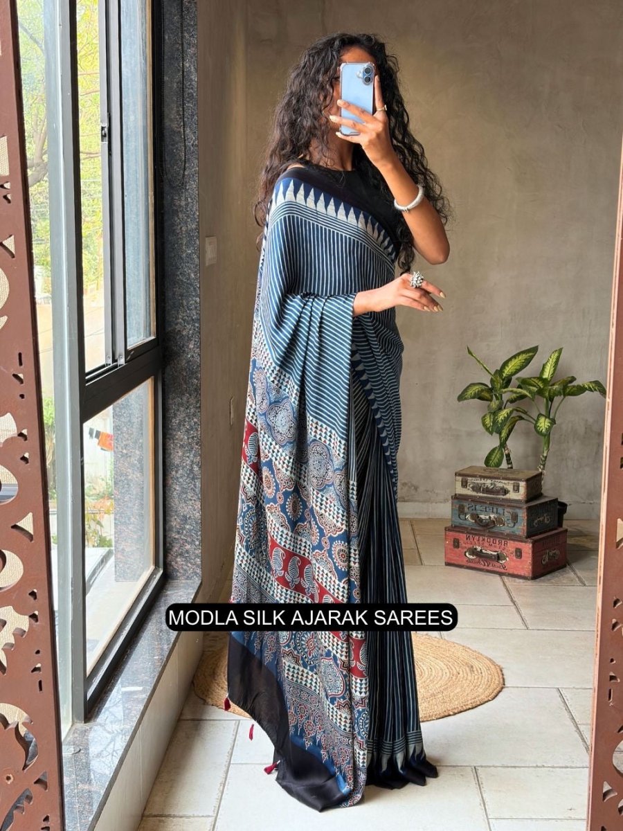 Shop premium women's ethnic suits – Avitra