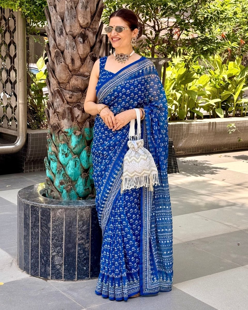 Shop premium women's ethnic suits – Avitra
