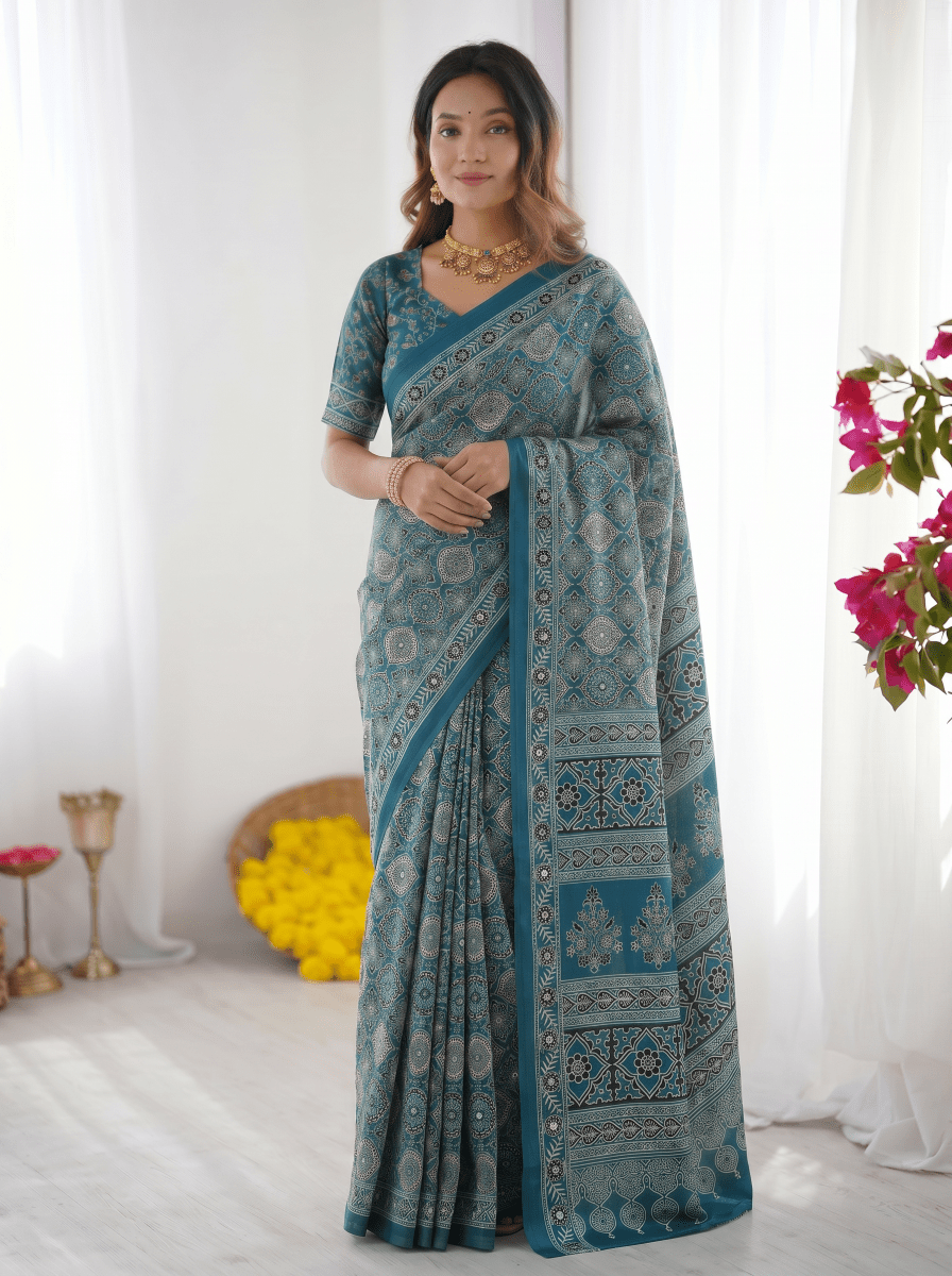 Shop premium women's ethnic suits – Avitra