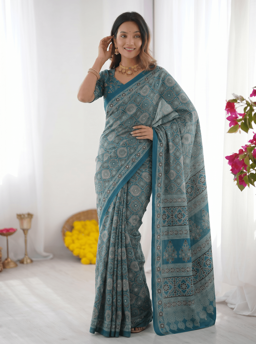 Shop premium women's ethnic suits – Avitra