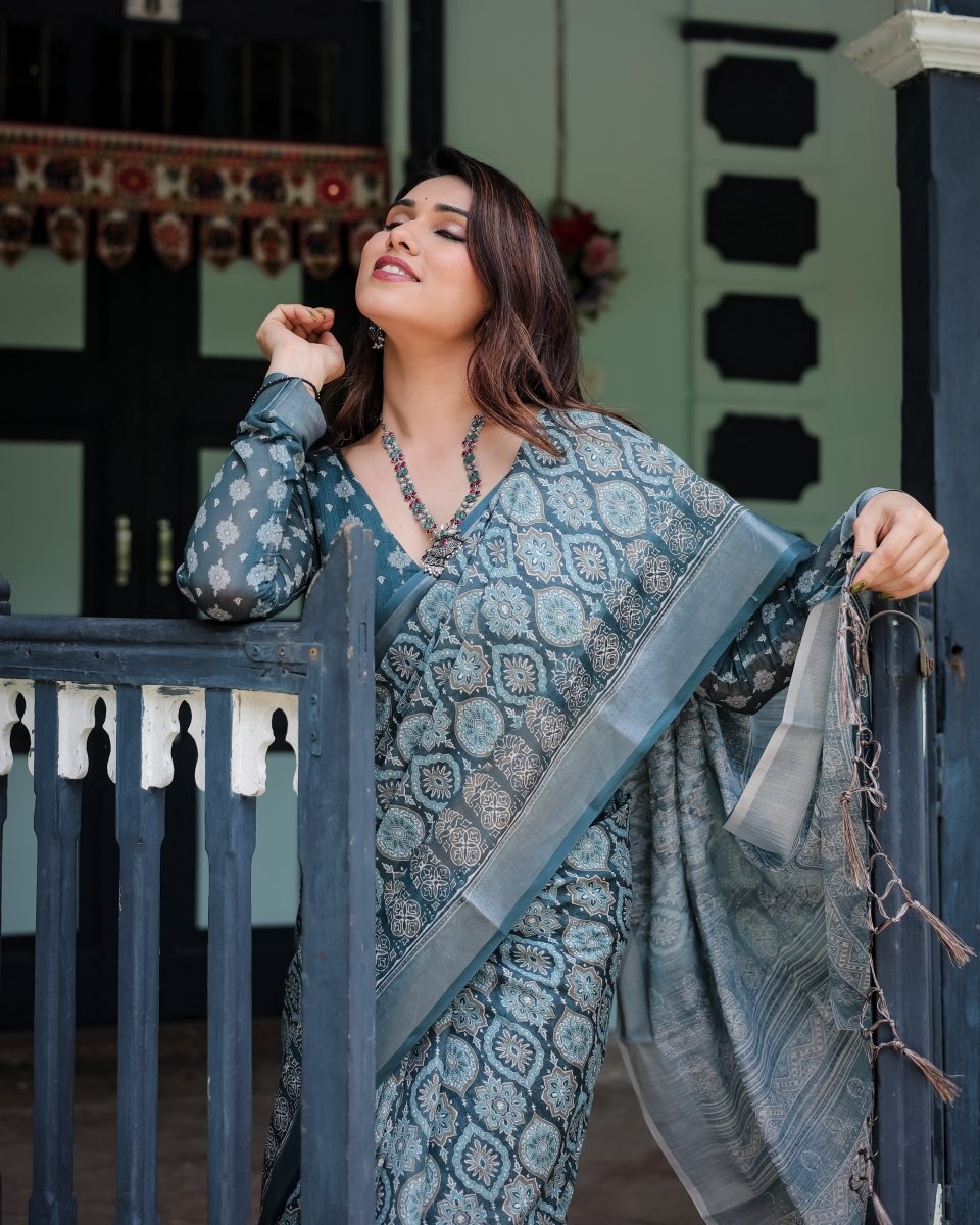 Shop premium women's ethnic suits – Avitra
