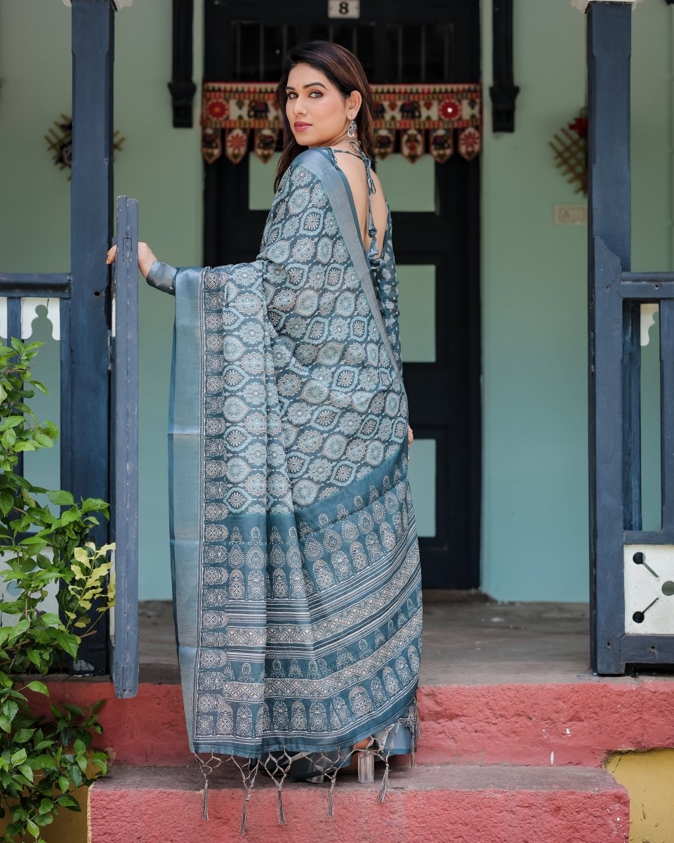 Shop premium women's ethnic suits – Avitra