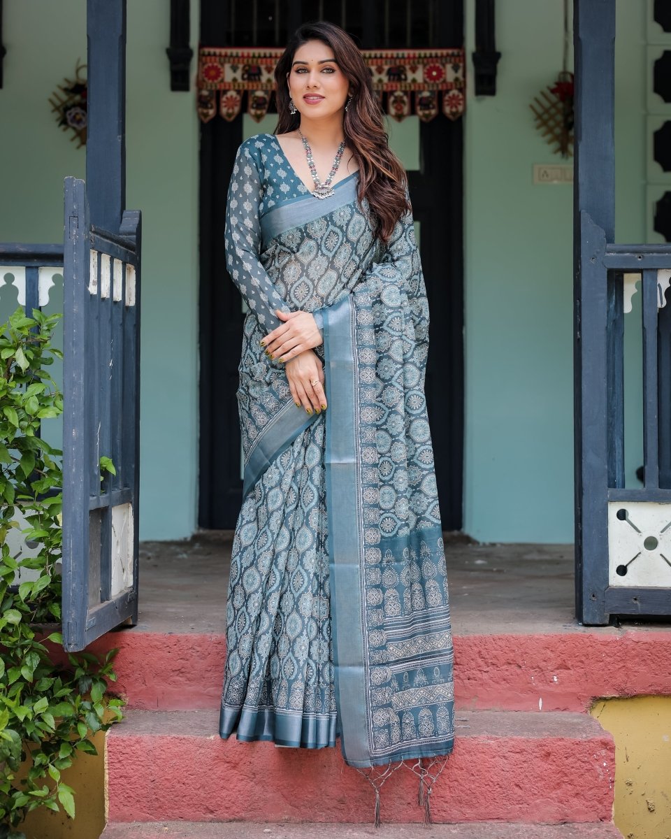 Shop premium women's ethnic suits – Avitra