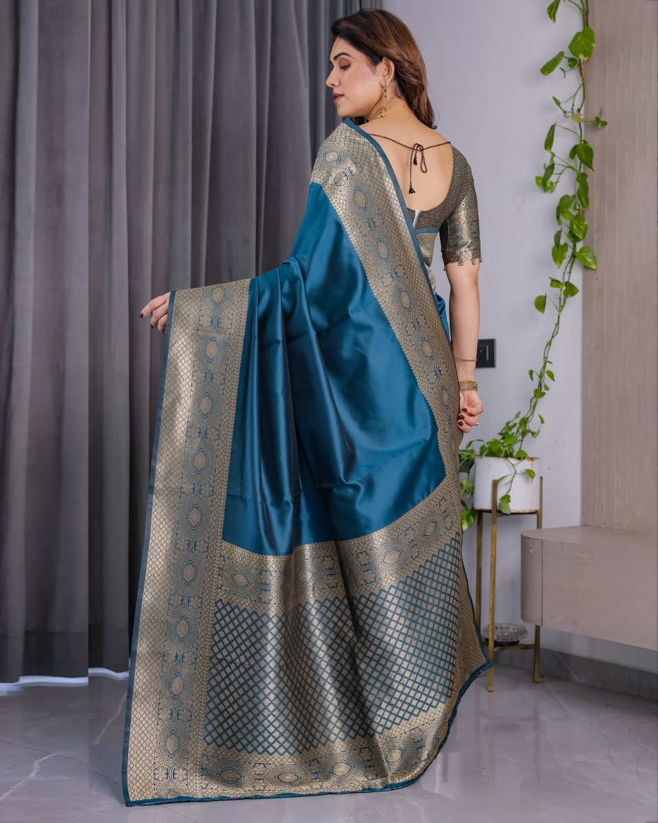 Shop premium women's ethnic suits – Avitra