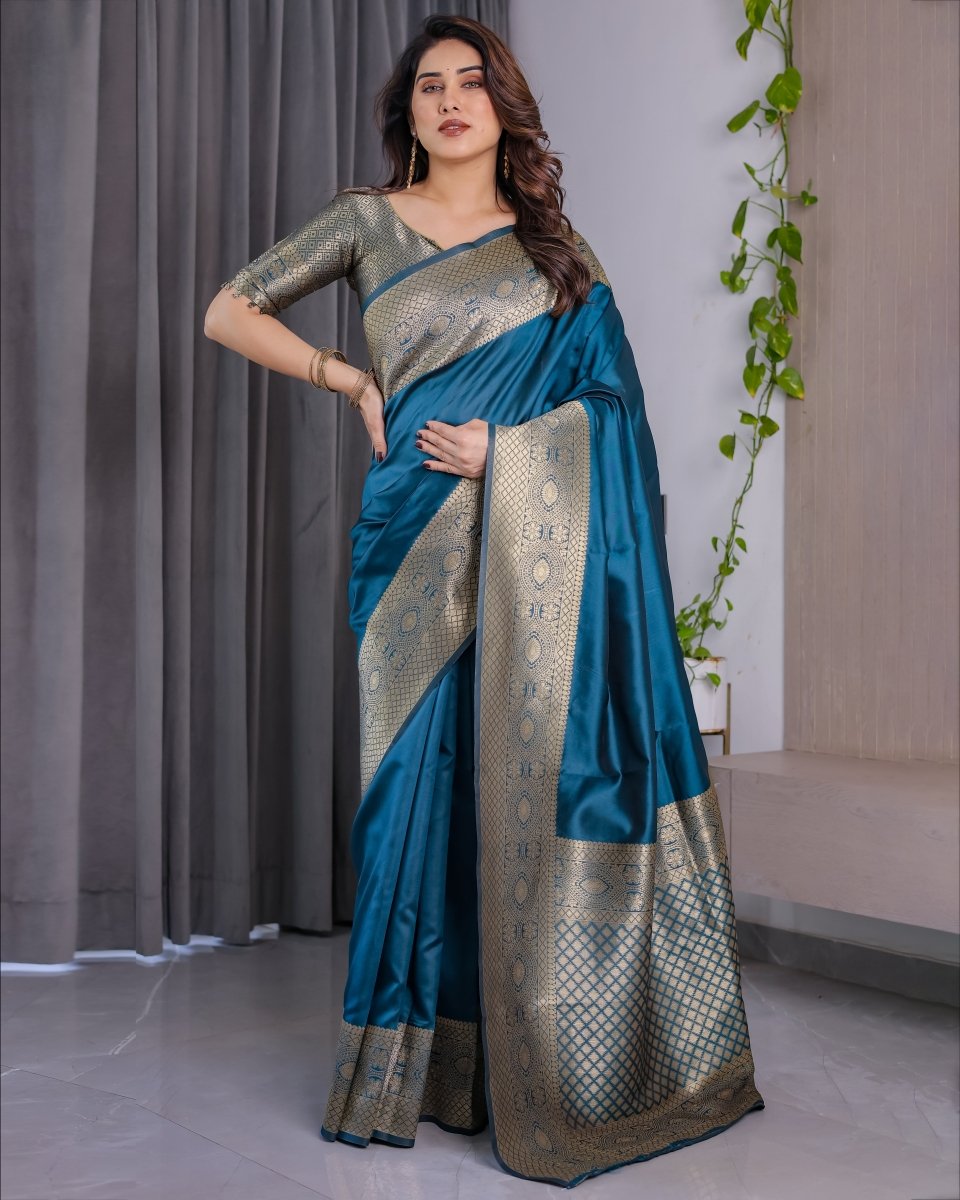 Shop premium women's ethnic suits – Avitra