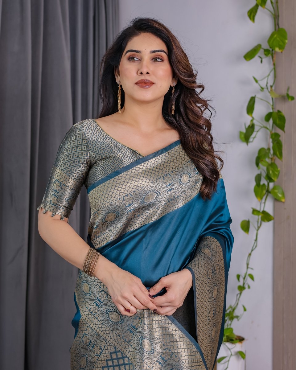 Shop premium women's ethnic suits – Avitra