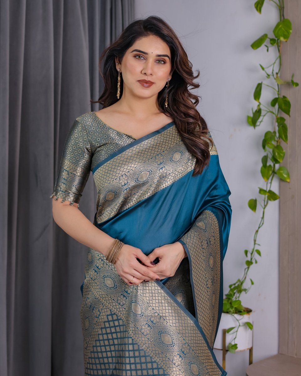 Shop premium women's ethnic suits – Avitra