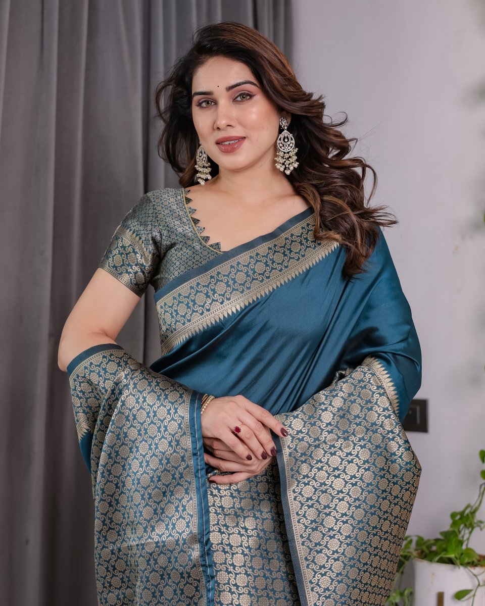 Shop premium women's ethnic suits – Avitra