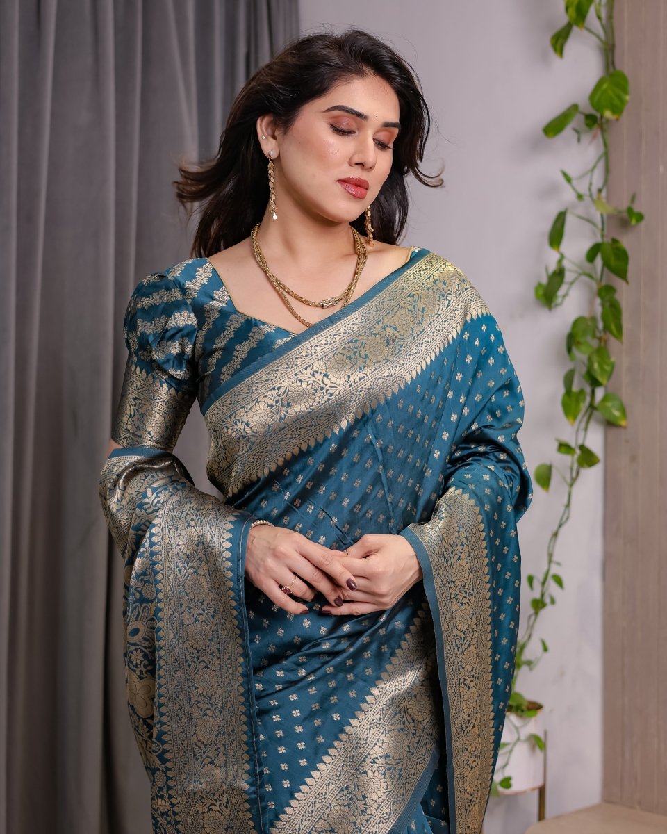 Shop premium women's ethnic suits – Avitra