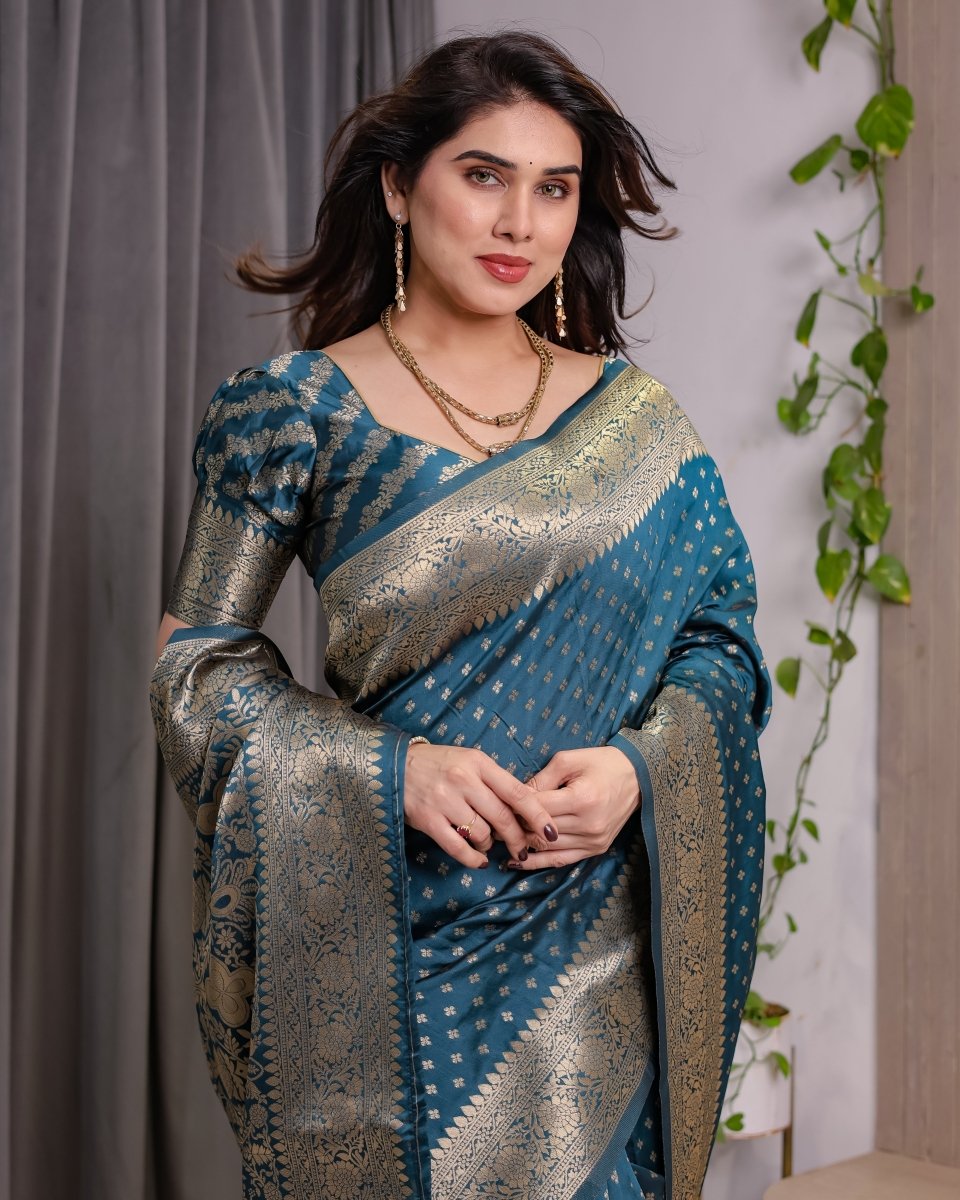Shop premium women's ethnic suits – Avitra
