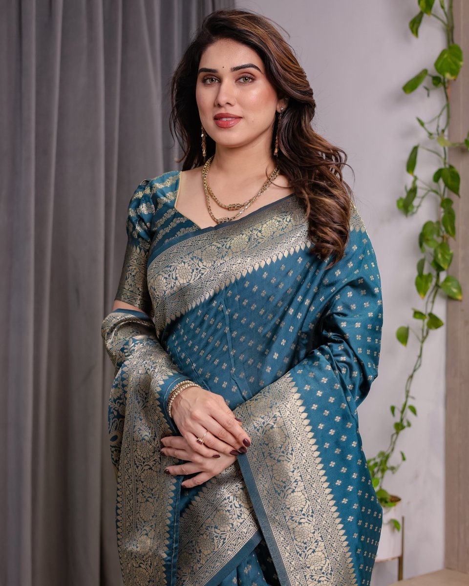 Shop premium women's ethnic suits – Avitra