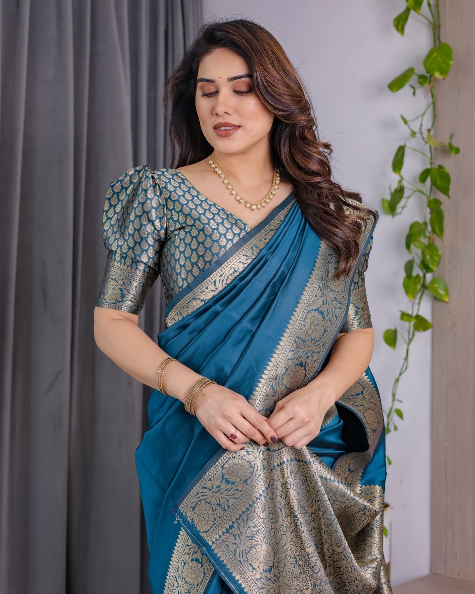 Shop premium women's ethnic suits – Avitra