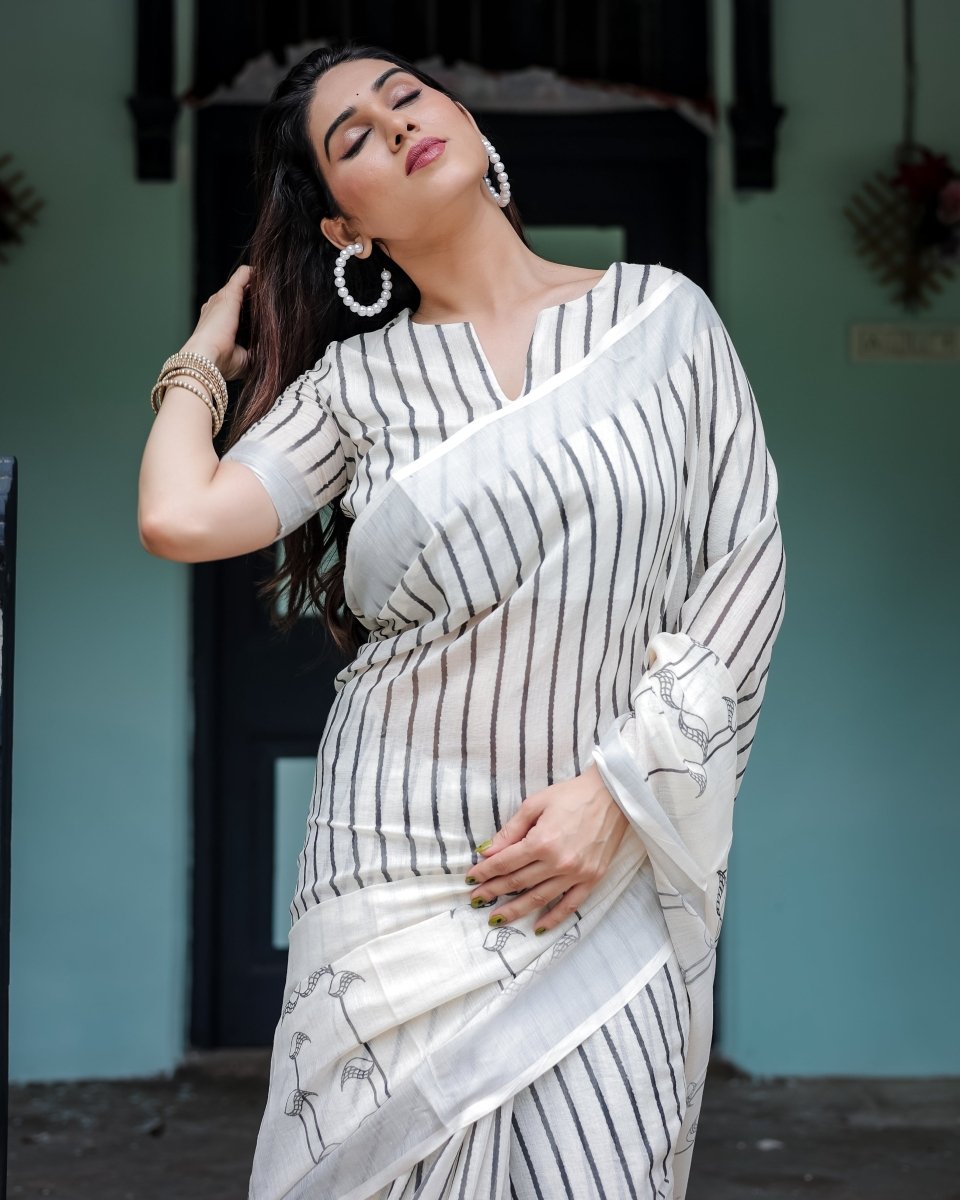 Shop premium women's ethnic suits – Avitra